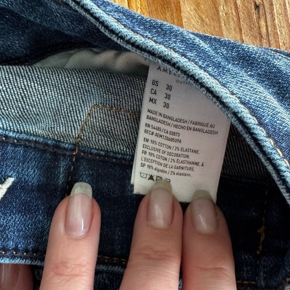 EUC American Eagle Airflex + denim shorts - Picture 3 of 4